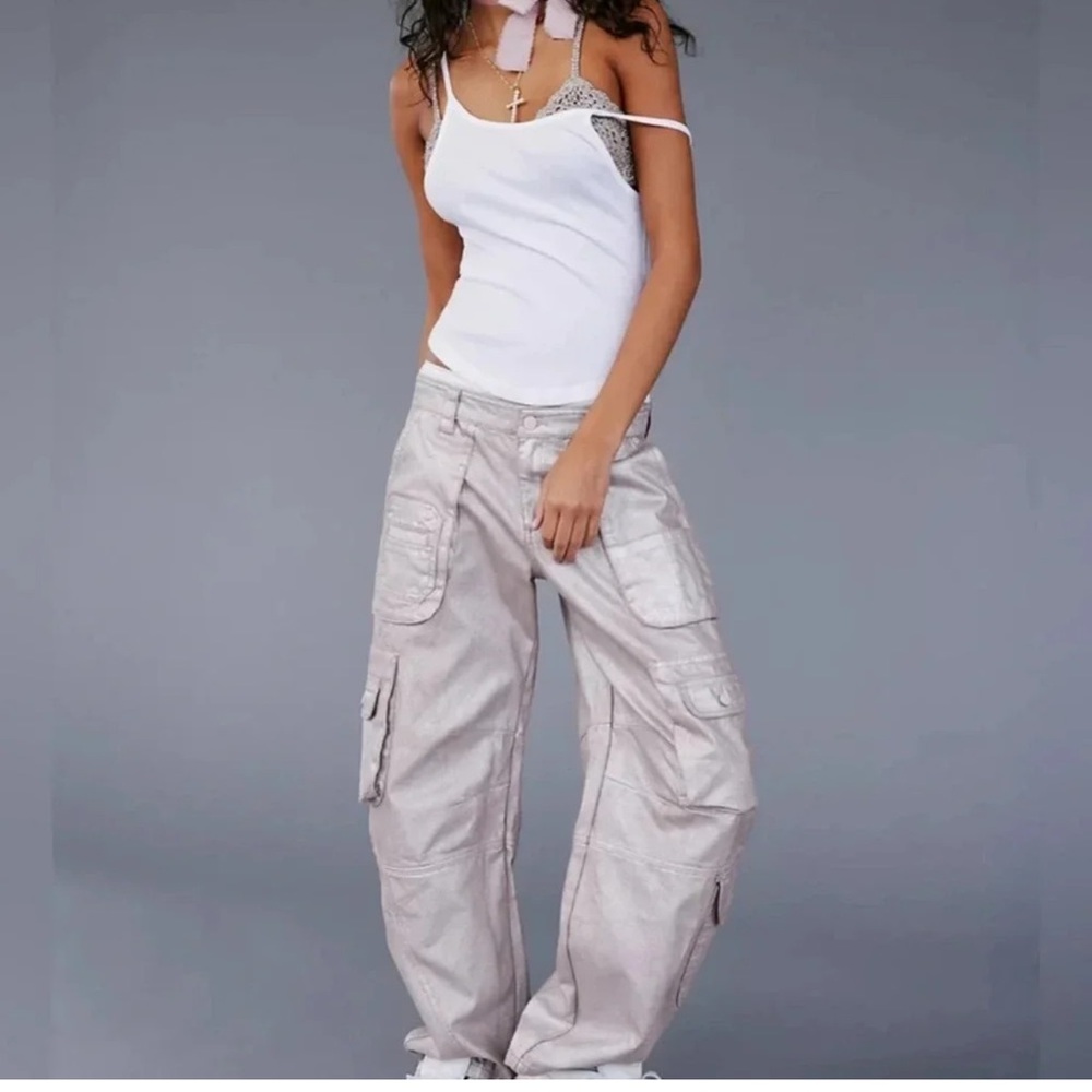 Free People We The Free Lap Of Luxury Barrel Cargo Jeans Size 27